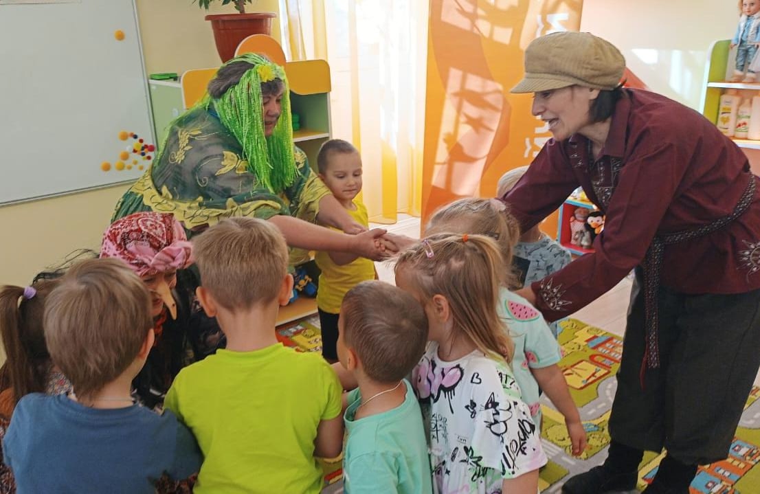 Веселая азбука сказочных героев